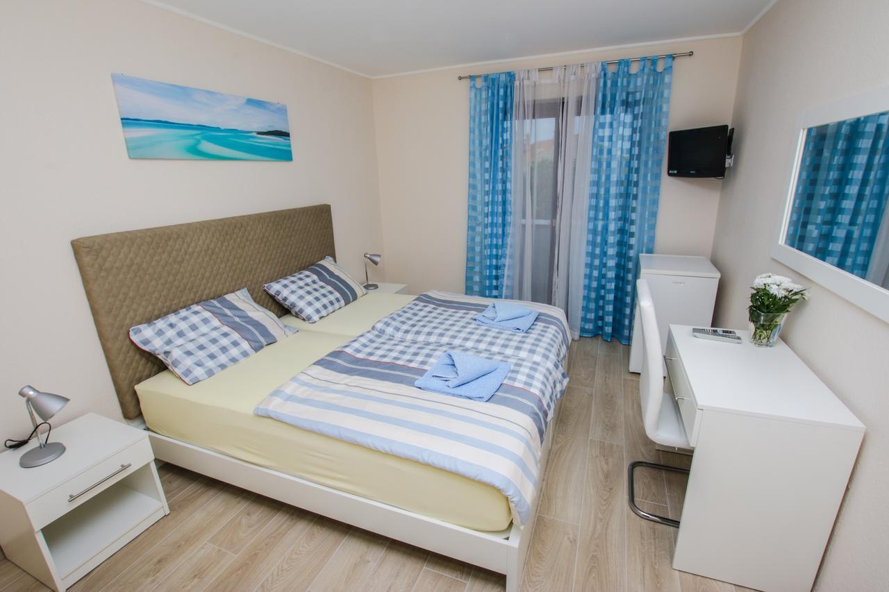 Guest House Katarina Пореч Экстерьер фото